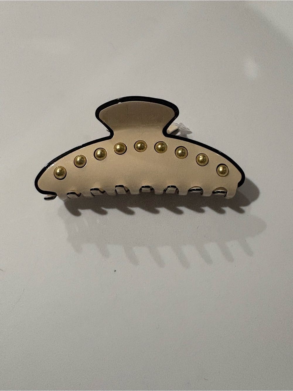 Larkin Studded Claw Clip - Picture 4 of 6